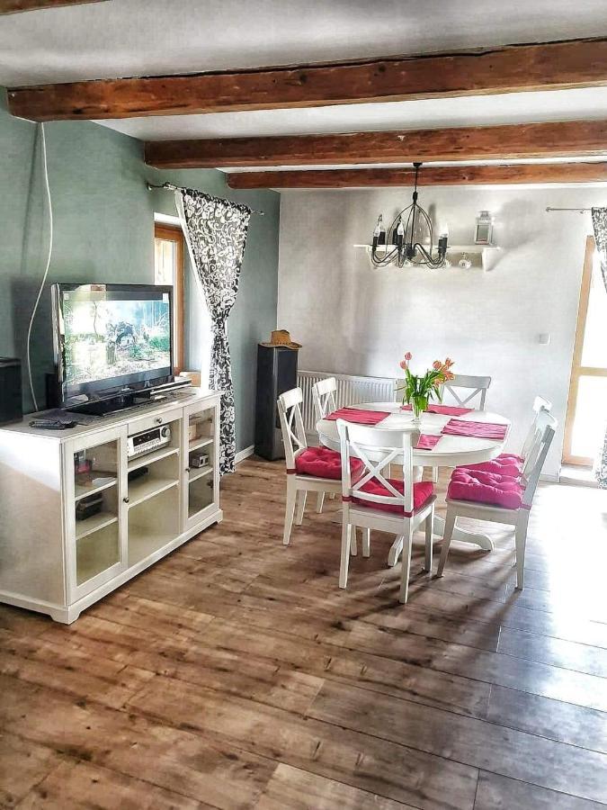 Dom Ignacy Apartment Radochow Екстериор снимка