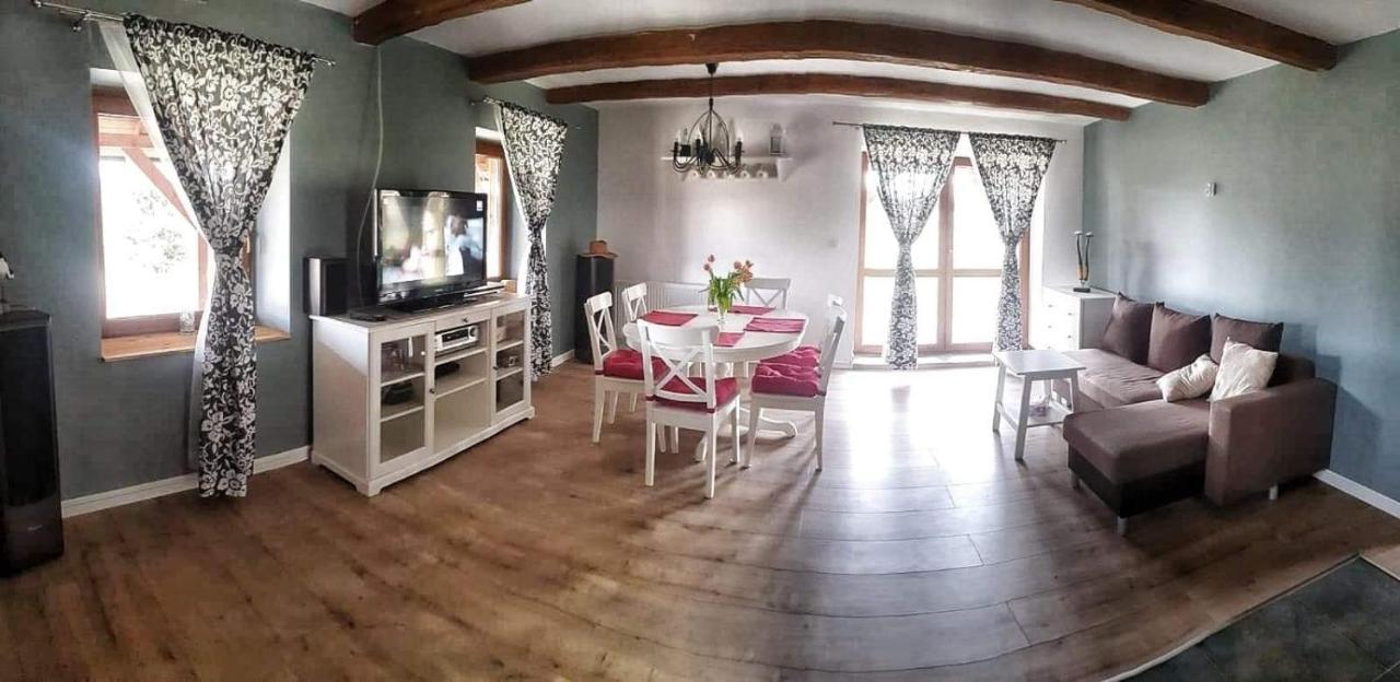 Dom Ignacy Apartment Radochow Екстериор снимка